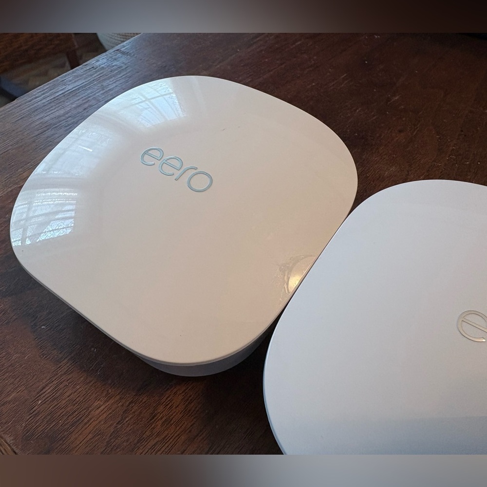 Eero White Wireless Router Set - Picture 2 of 11